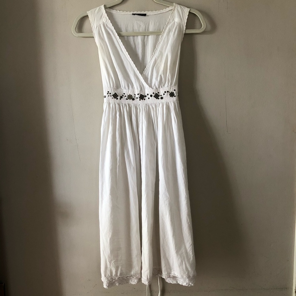 😍🎉SISLEY WHITE COTTON DRESS